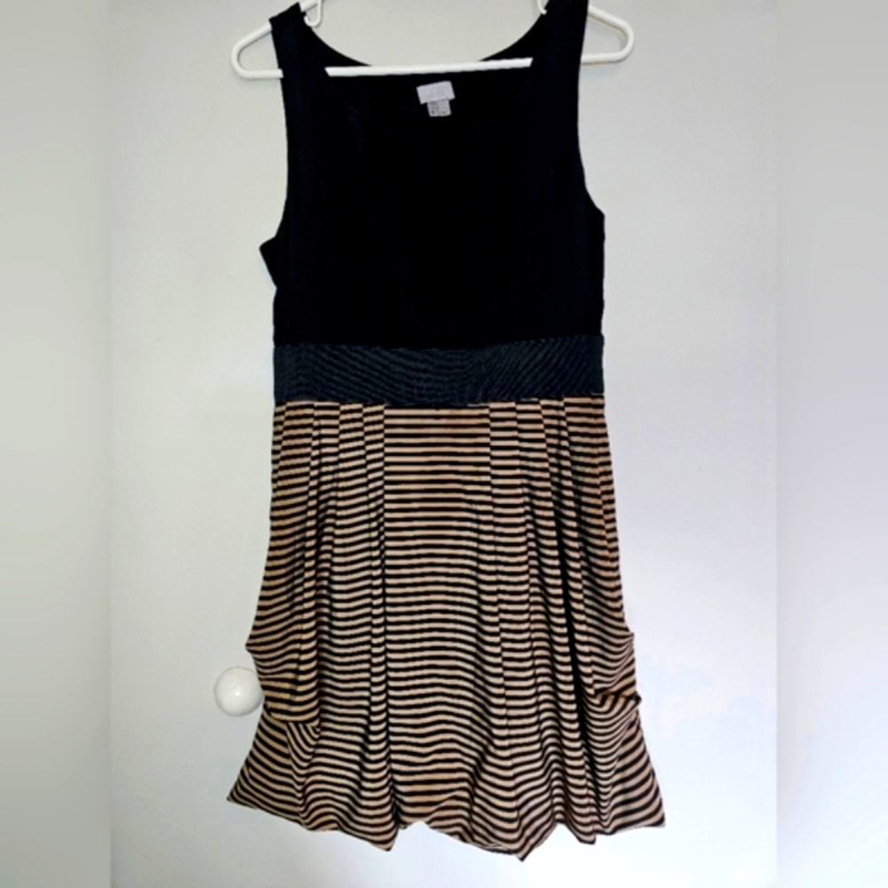 H&M Black w/ Black and Tan Striped Bubble Hem Dress Women's Sz 8